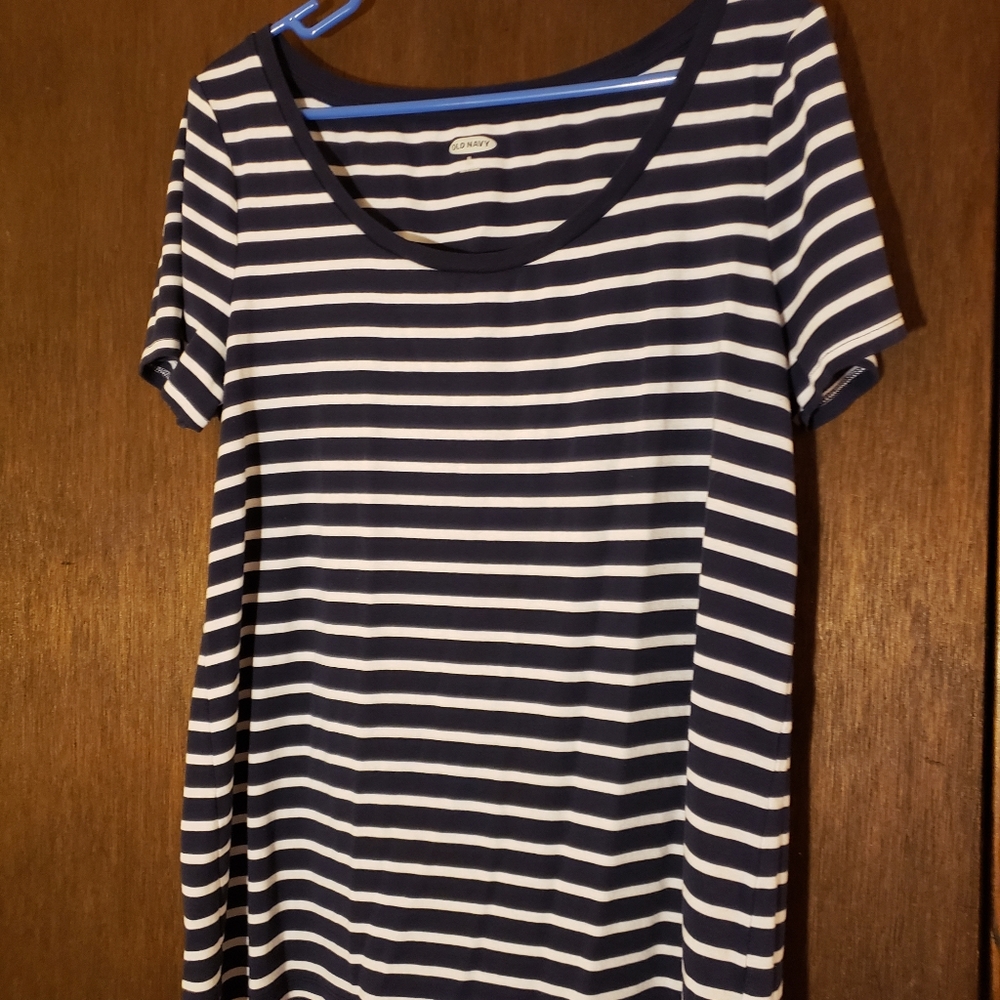 [FREE w/$15 purchase] Old Navy Striped T-shirt